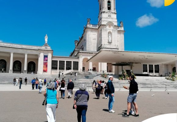 ROTEIROS 55+ – PASSEIO A FÁTIMA