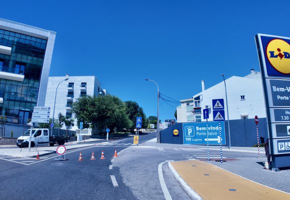 default TRABALHOS DE PAVIMENTAÇÃO | CONDICIONAMENTOS TEMPORÁRIOS DE TRÂNSITO